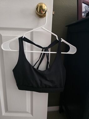 Unbranded Black Strappy Sports Bra with Crossback Support